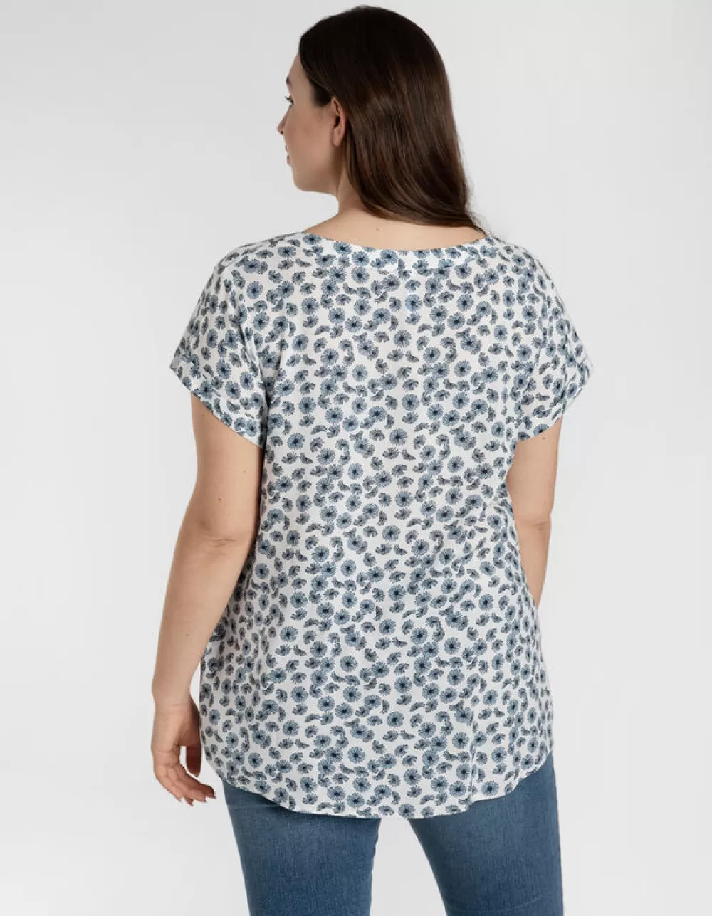 blouseshirt__lenzing_ecovero_2-5.webp New Maxi Blue Blouseshirt - Lenzing™ Ecovero™