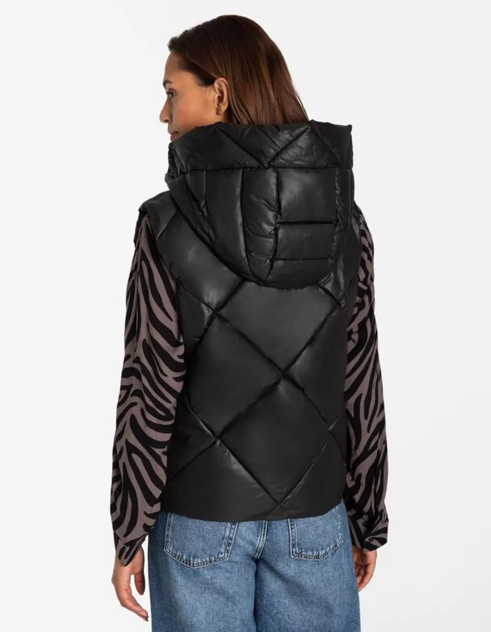 bodywarmer__verborgen_knoopsluiting_2-1.webp New Page One Bodywarmer - Verborgen Knoopsluiting