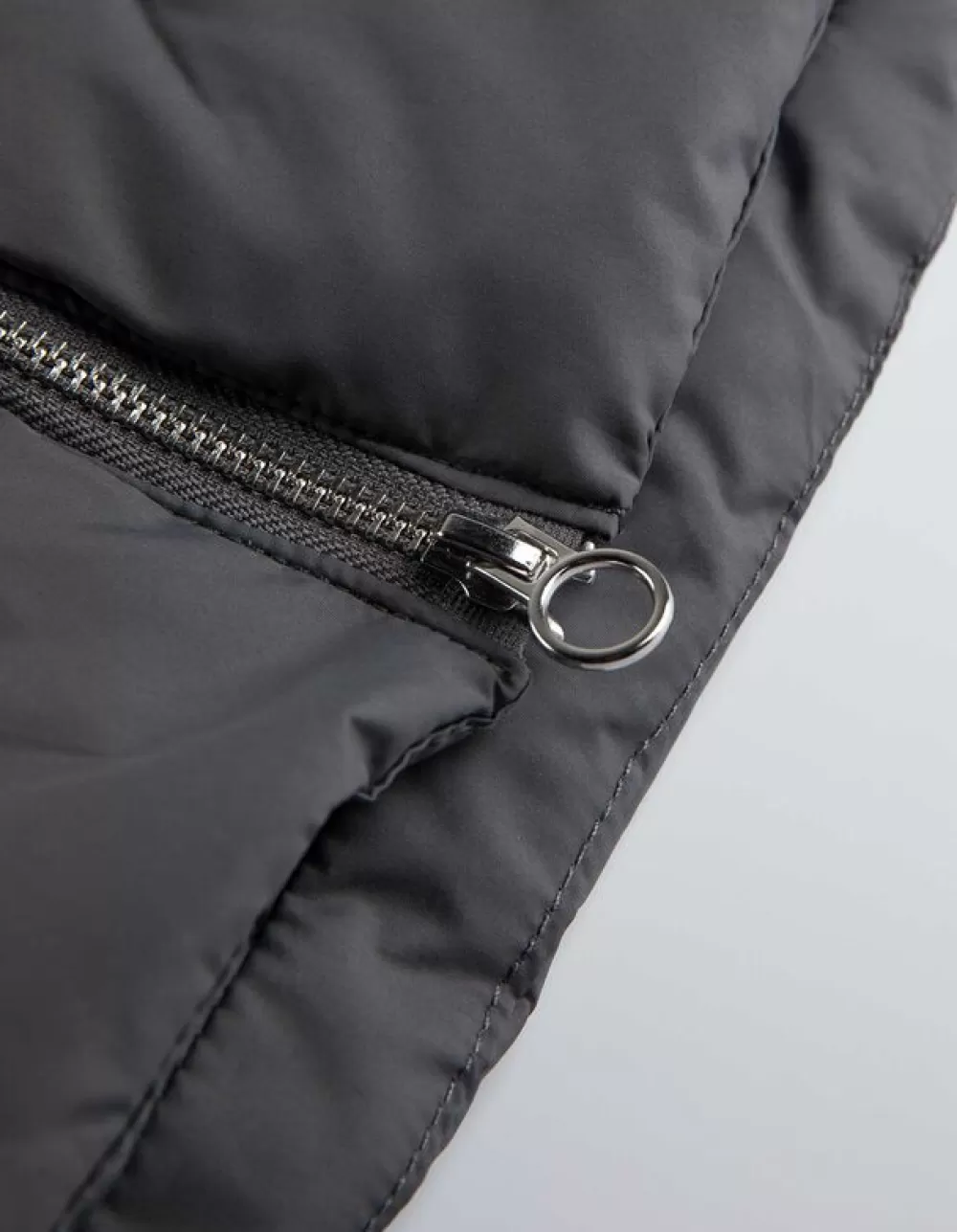 bodywarmer__waterafstotend_7-1.webp Cheap Maxi Blue Bodywarmer - Waterafstotend