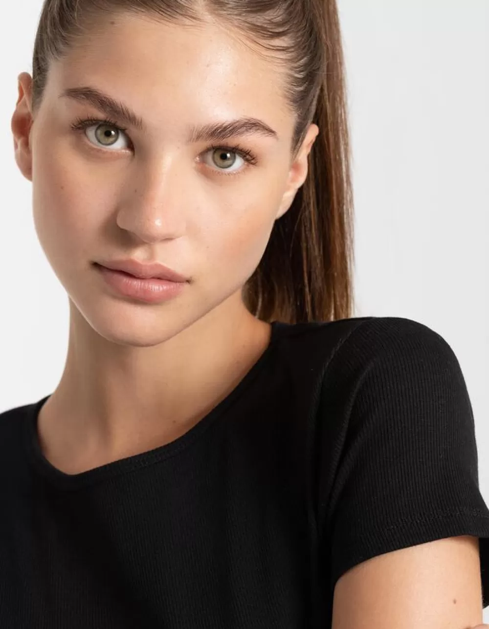 cropped_shirt__vetersluiting_5.webp Flash Sale Page One Cropped Shirt - Vetersluiting