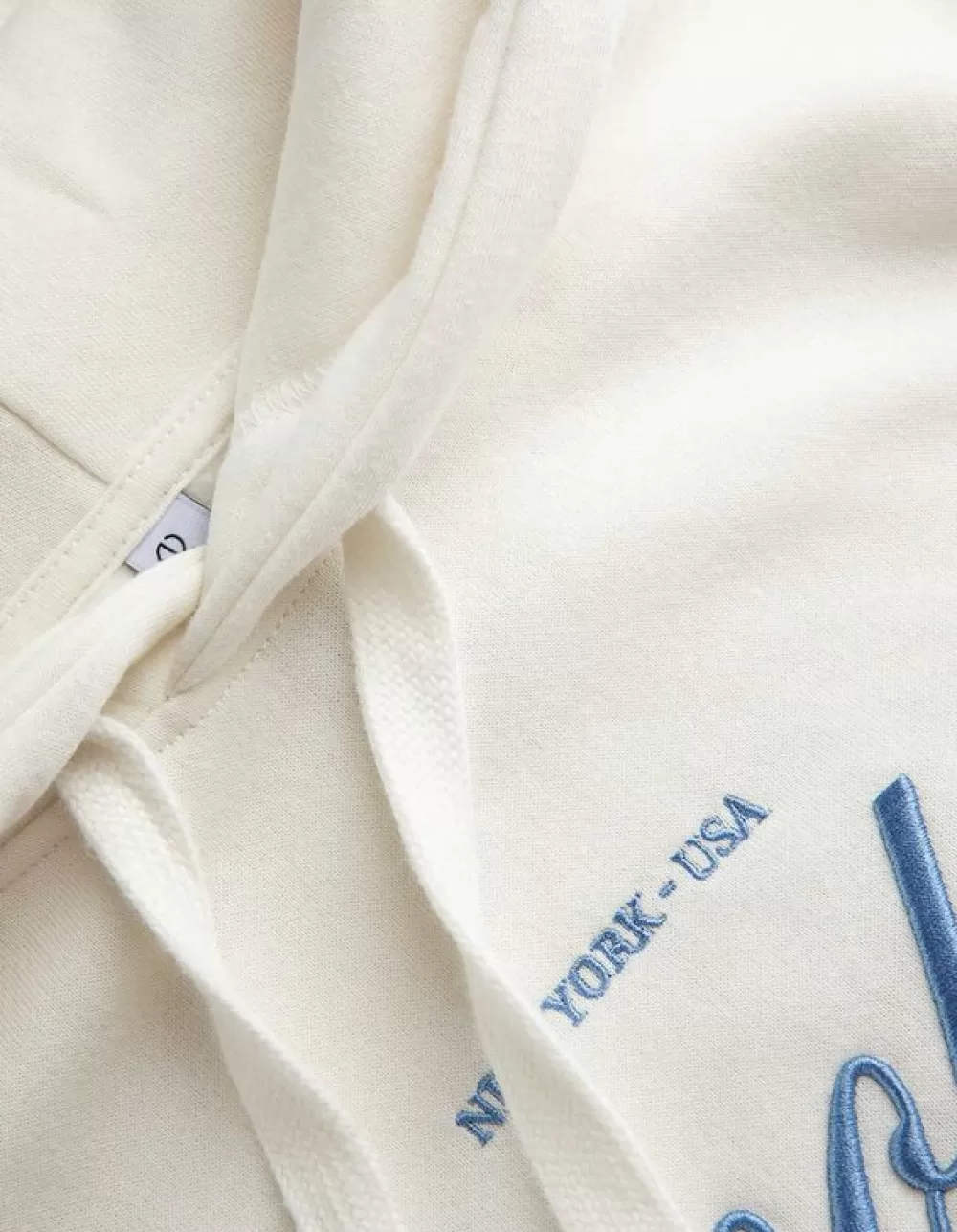 hoodie__borduursels_5.webp Fashion Page One Hoodie - Borduursels