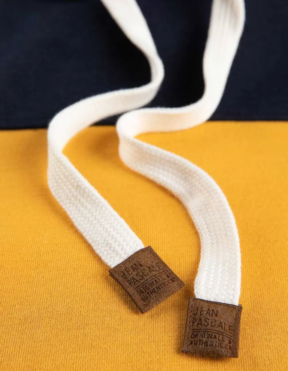 hoodie__kangoeroezak_5-1.webp Clearance Jean Pascale Hoodie - Kangoeroezak