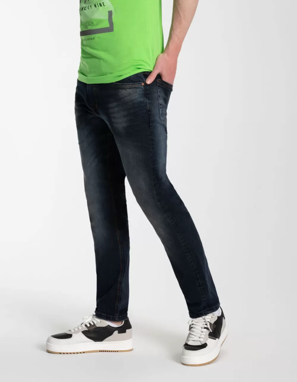 jeans__straight_fit_4-3.webp Store Denim 1982 Jeans - Straight Fit