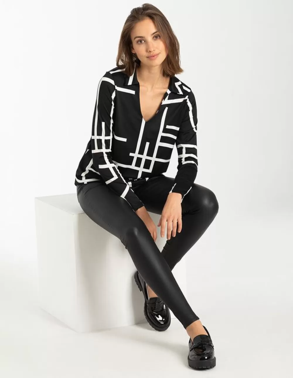 jegging__imitatieleer_5-2.webp Hot Denim 1982 Jegging - Imitatieleer