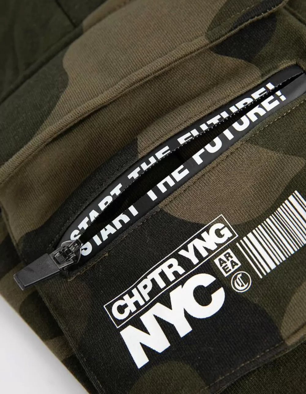 joggingbroek__tunnelkoord_in_de_zoom_4-3.webp Shop Chapter Young Joggingbroek - Tunnelkoord In De Zoom