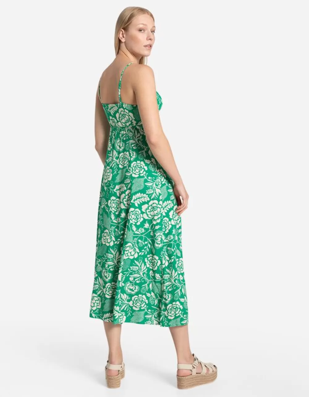 jurk__lenzing_ecovero_3-4.webp Store Page One Jurk - Lenzing™ Ecovero™