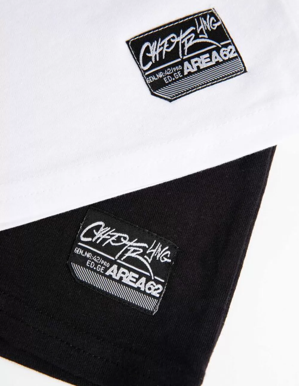 longsleeve__set_van_2_7.webp Outlet Chapter Young Longsleeve - Set Van 2