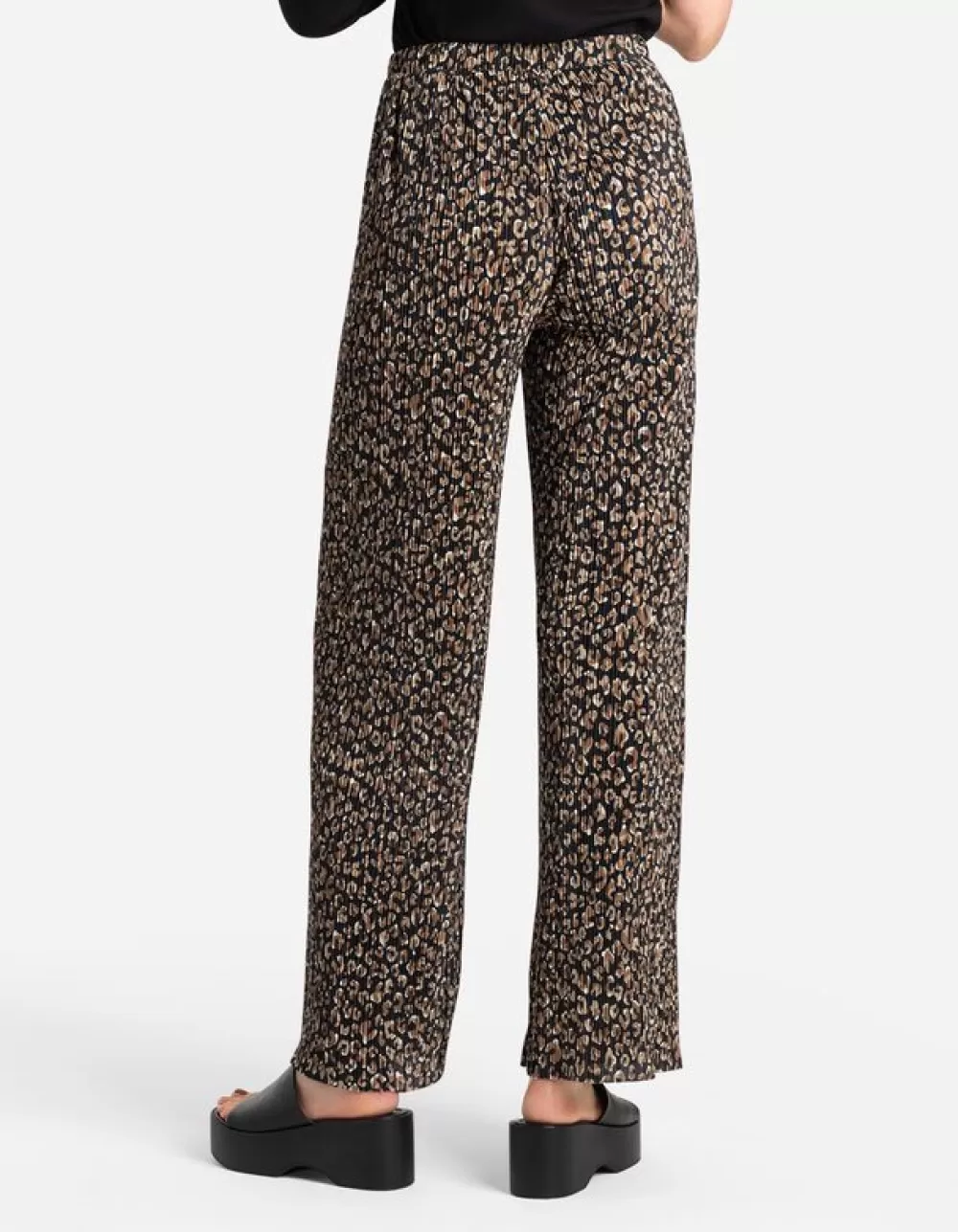 palazzobroek__dierenprint_3.webp Shop Page One Palazzobroek - Dierenprint