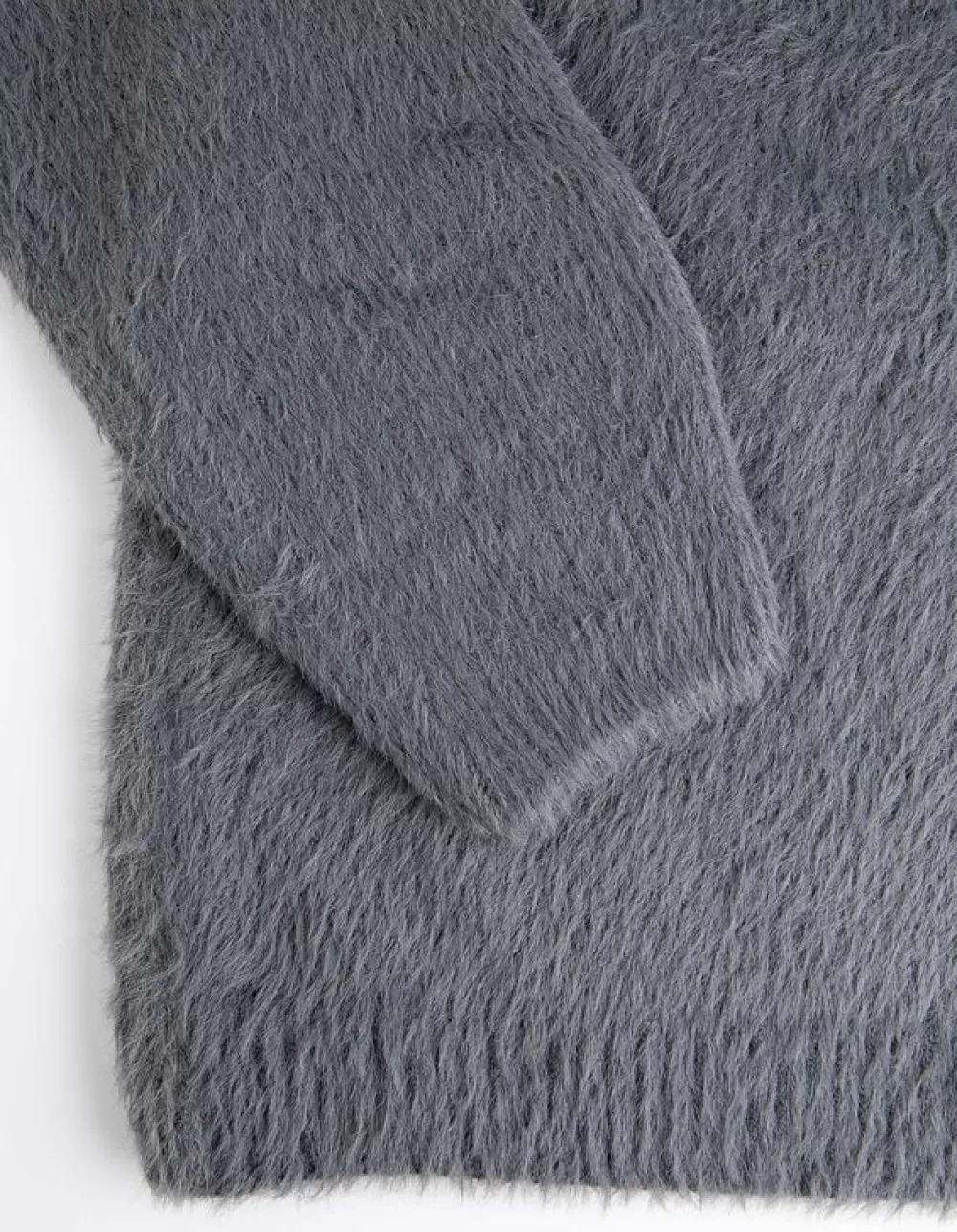 trui__carmenhals_2.webp New Page One Trui - Carmenhals