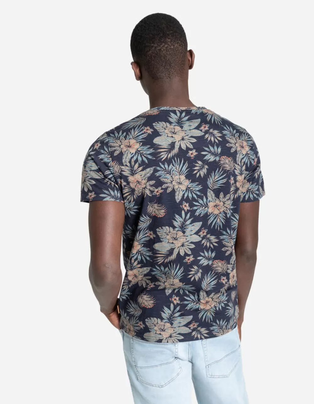 tshirt__bloemenmotief_2-3.webp Outlet Jean Pascale T-Shirt - Bloemenmotief
