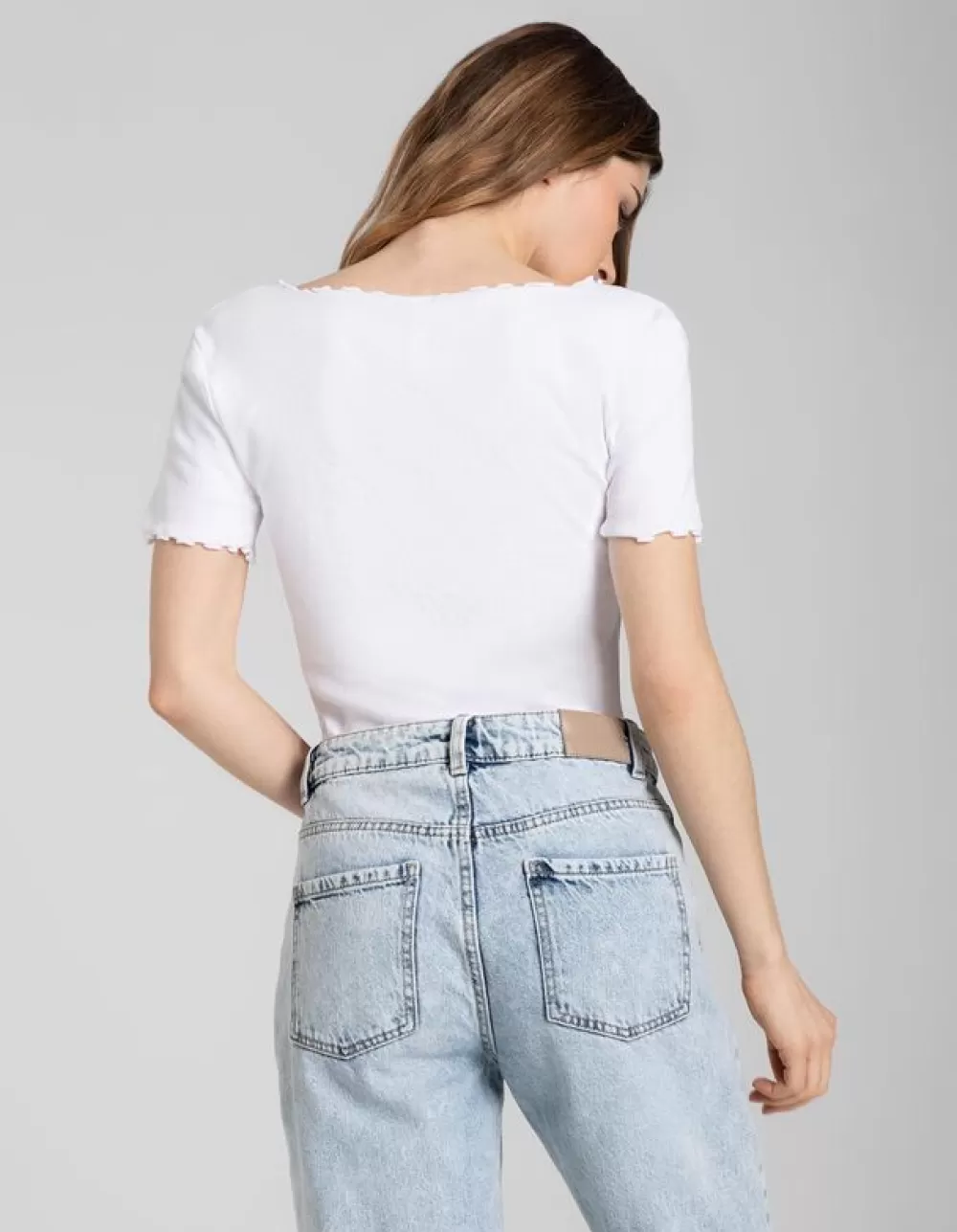 tshirt__geschulpte_zoom_2-2.webp New Ever Me T-Shirt - Geschulpte Zoom