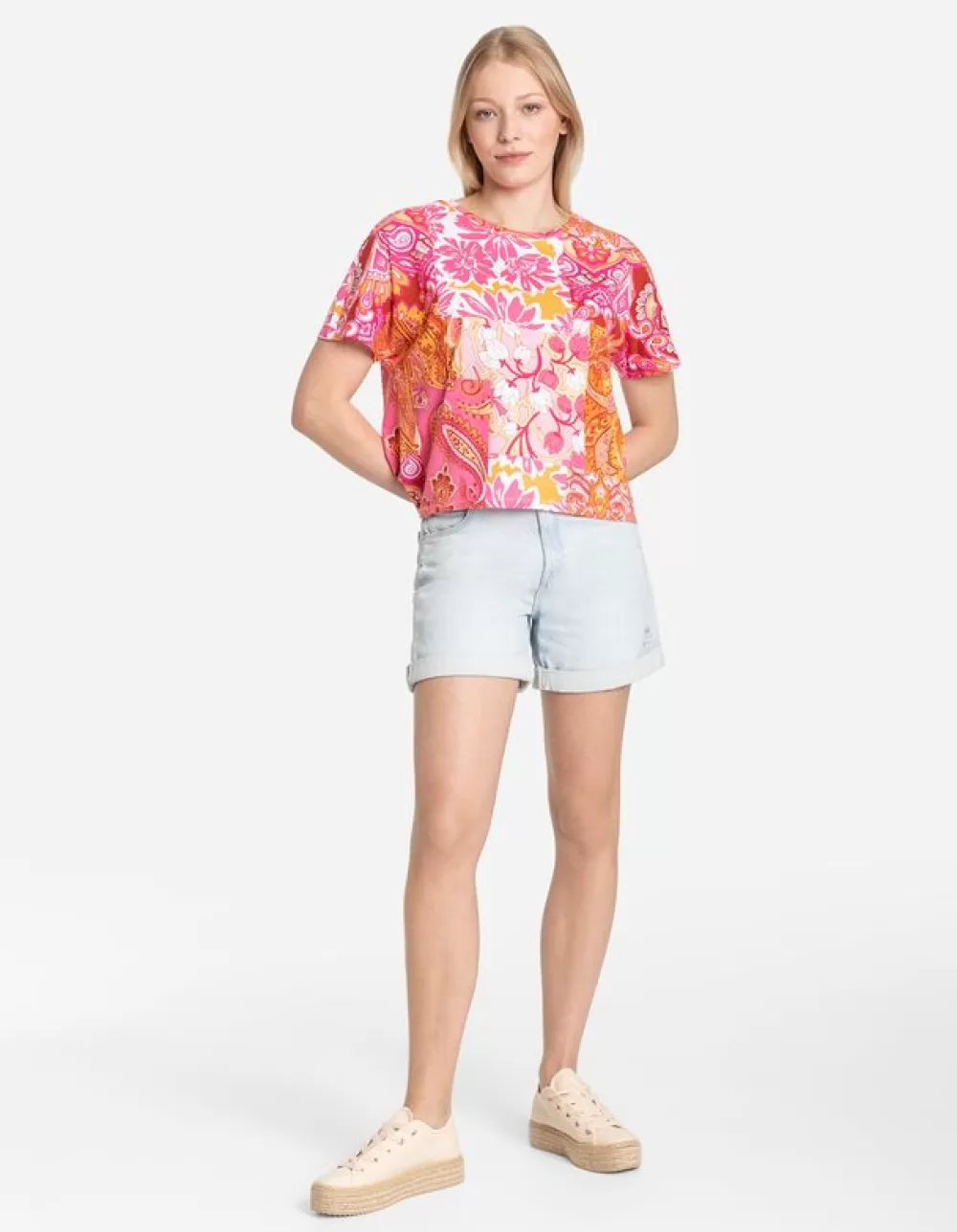 tshirt__loose_fit_3.webp Clearance Page One T-Shirt - Loose Fit