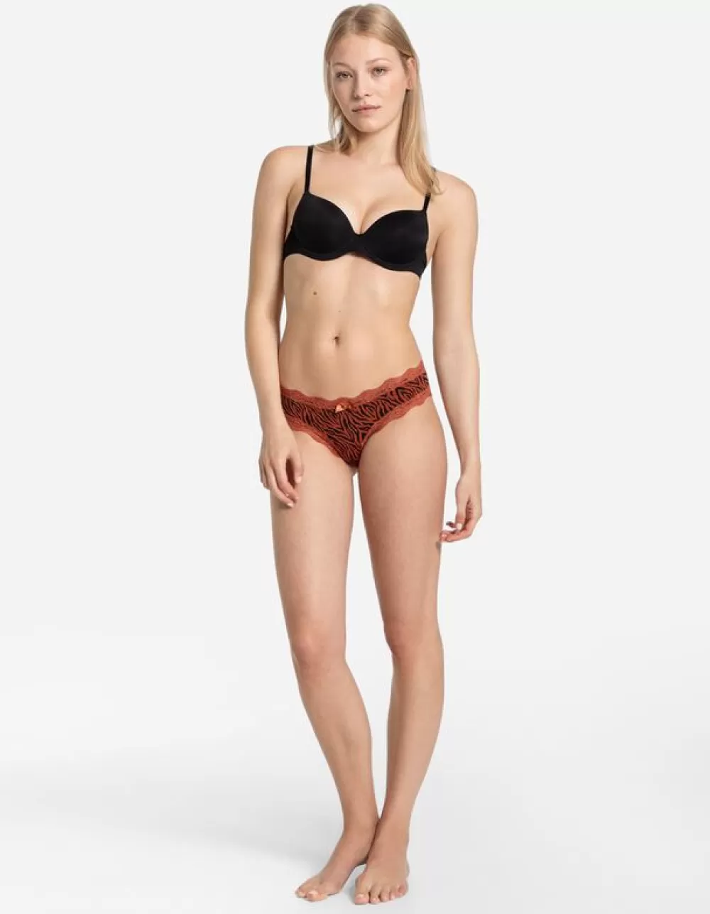 tshirtbh__effen_3.webp Hot Flame T-Shirt-Bh - Effen